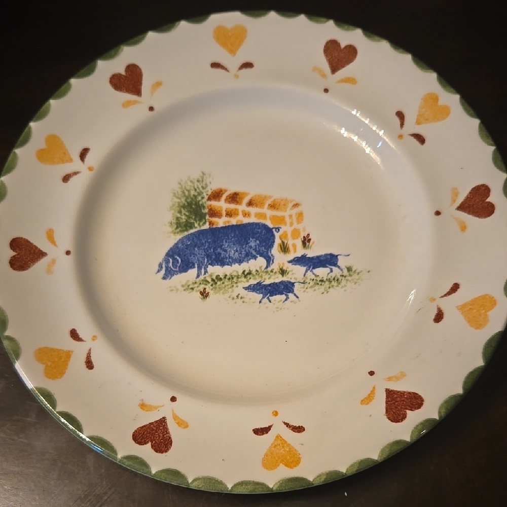 Decorative Plate with Farmhouse Design